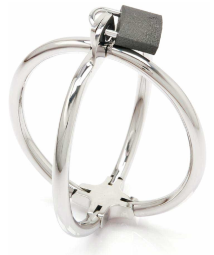 METAL HARD - CRISS CROSS ESPOSA RESTRICCIONES DE ACERO INOX